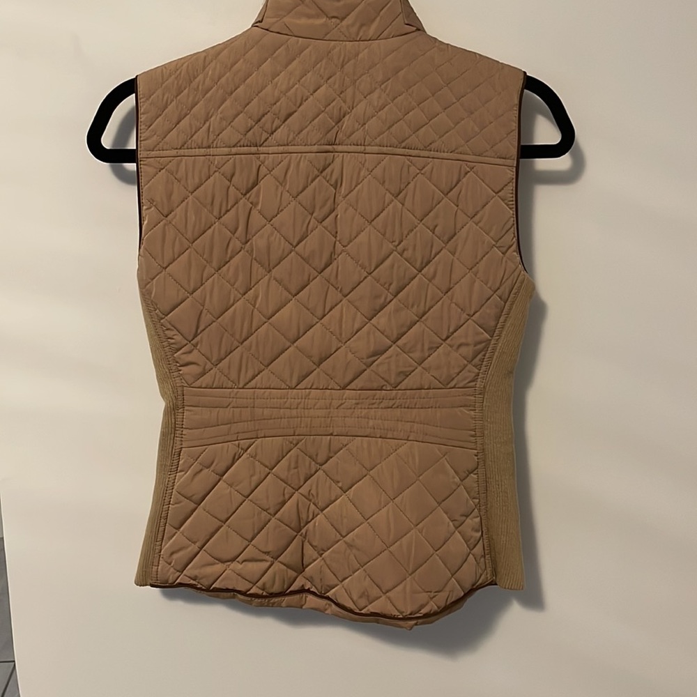 Zara Vest - Picture 2 of 6